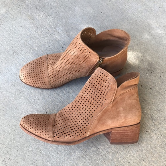 Sam Edelman Shoes - Sam Edelman Pamina Round Toe Suede Tan Bootie